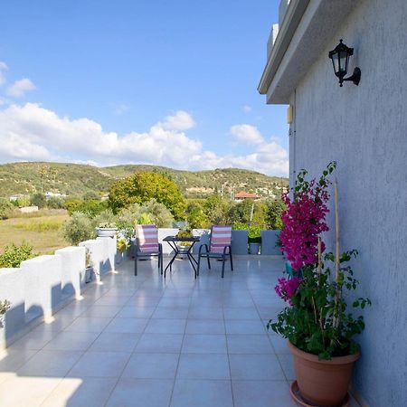 La Vatura Hotel Гиалова Екстериор снимка