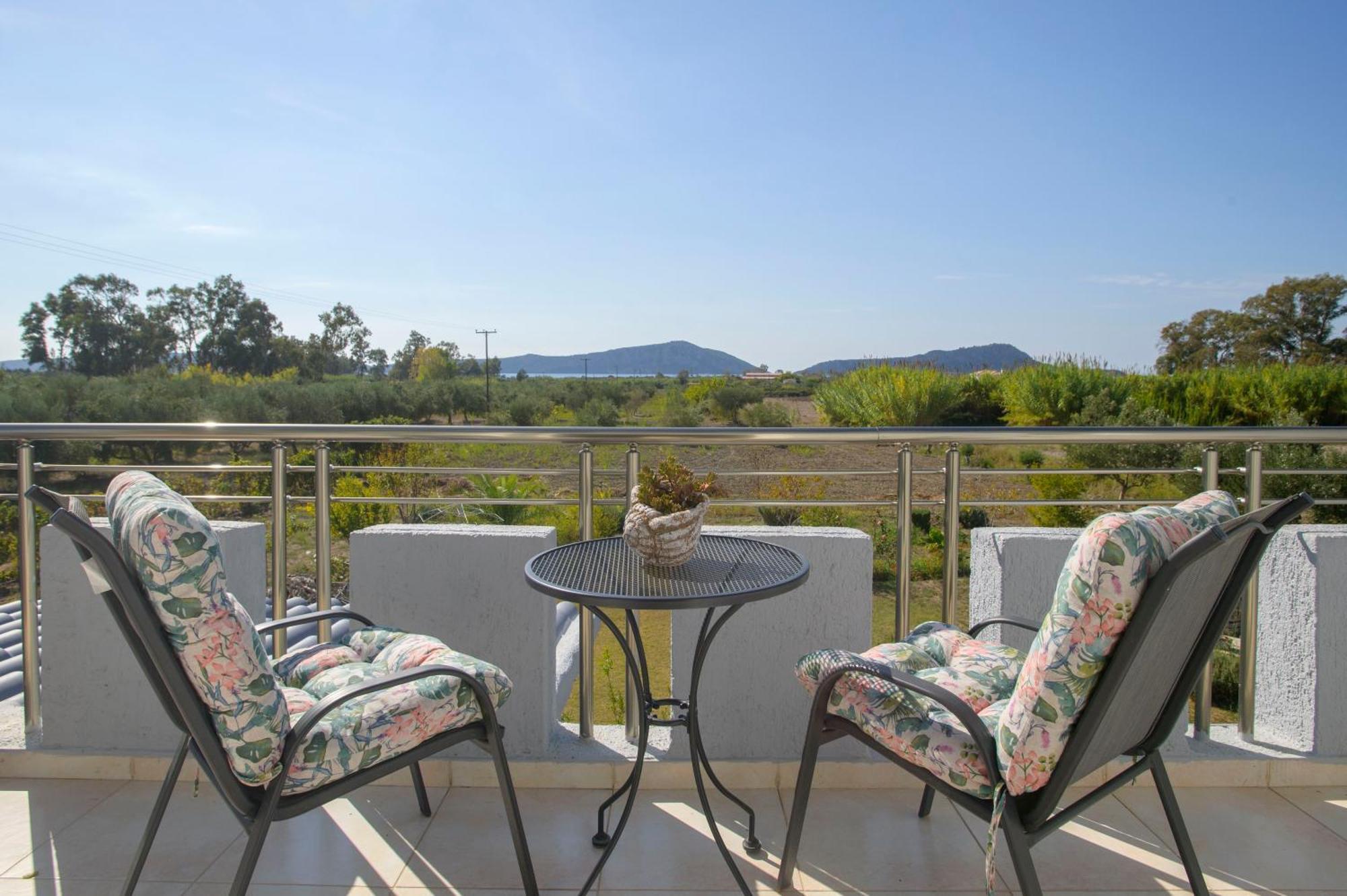 La Vatura Hotel Гиалова Екстериор снимка