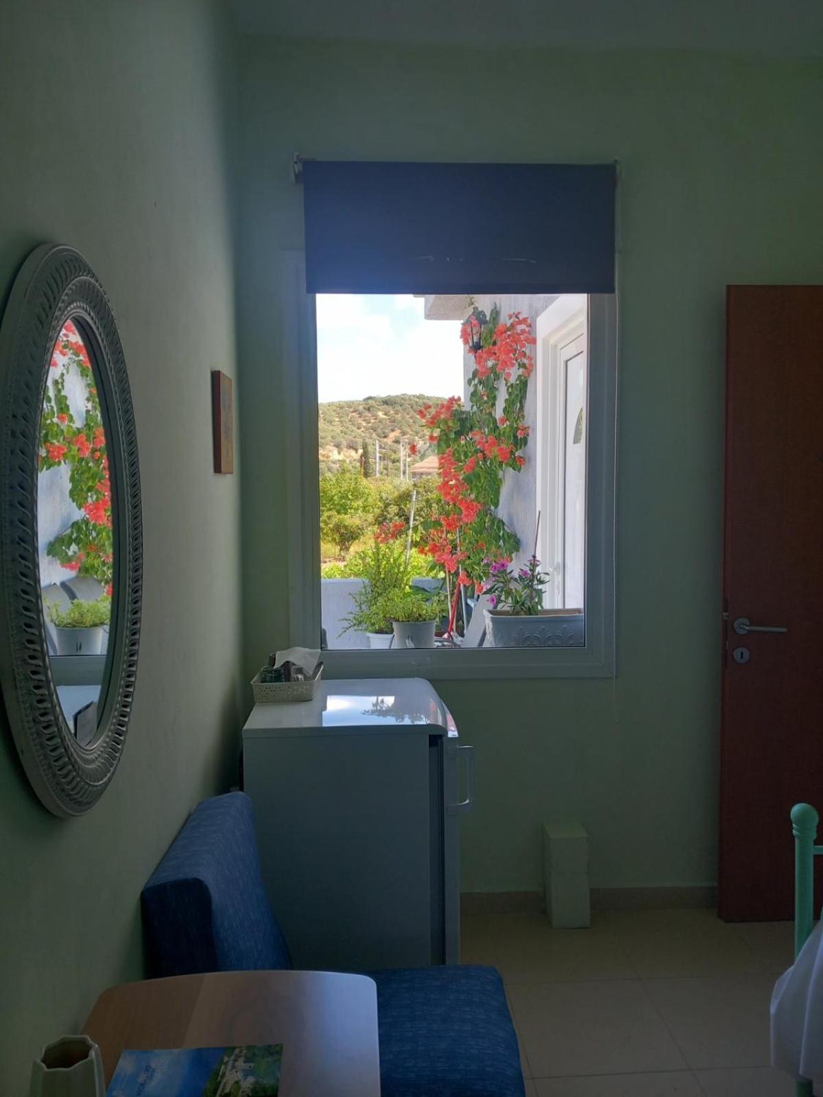 La Vatura Hotel Гиалова Екстериор снимка