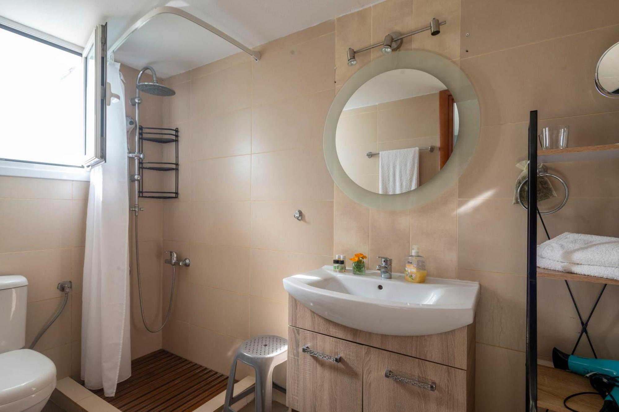 La Vatura Hotel Гиалова Екстериор снимка